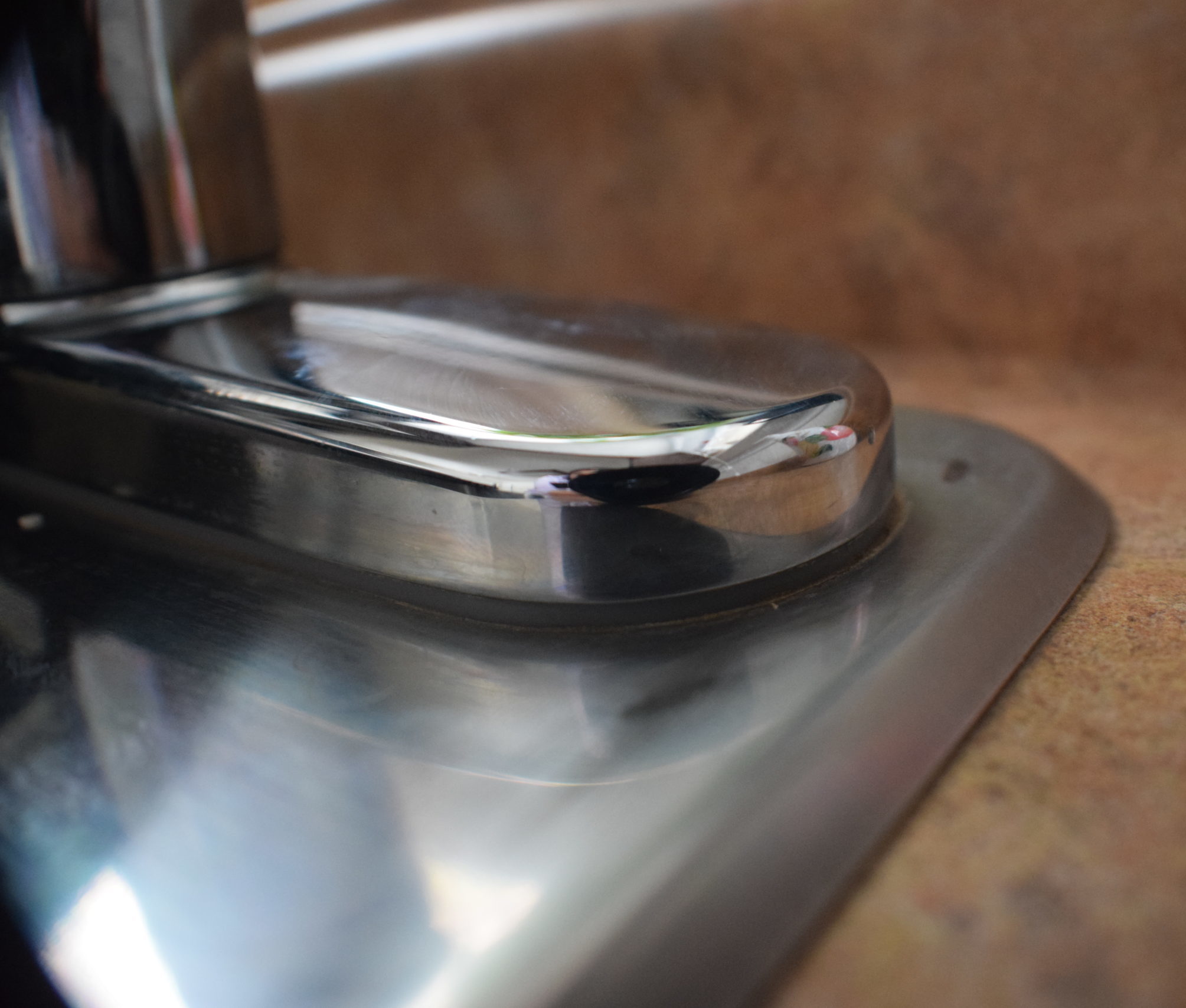 kitchen plate faucet cover