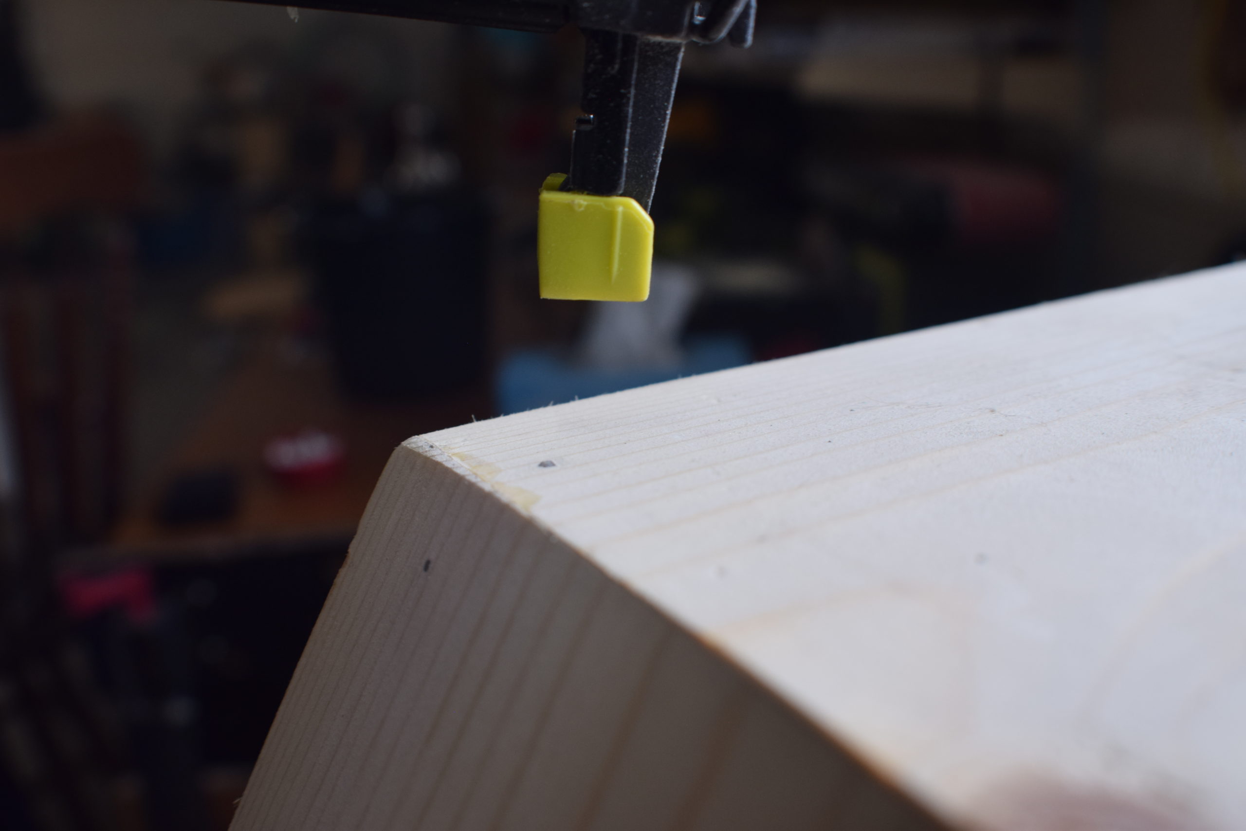 marring pad on ryobi airstrike nail gun after inserting a nail in wood