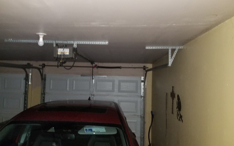 garage door and an suv