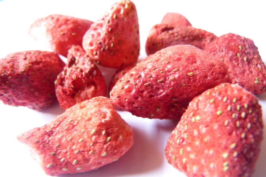 freeze-dried strawberries