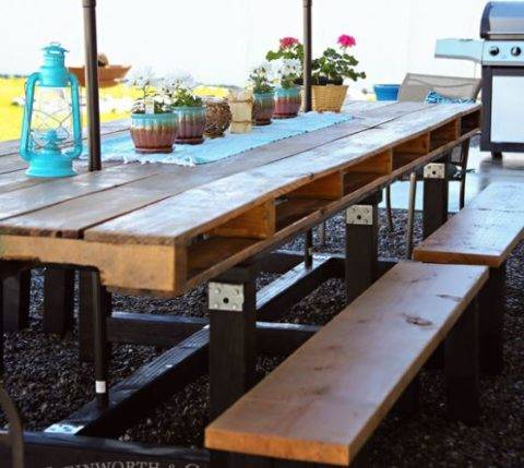 picnic table made from pallets