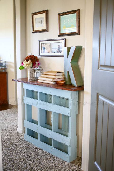wood pallet entryway table