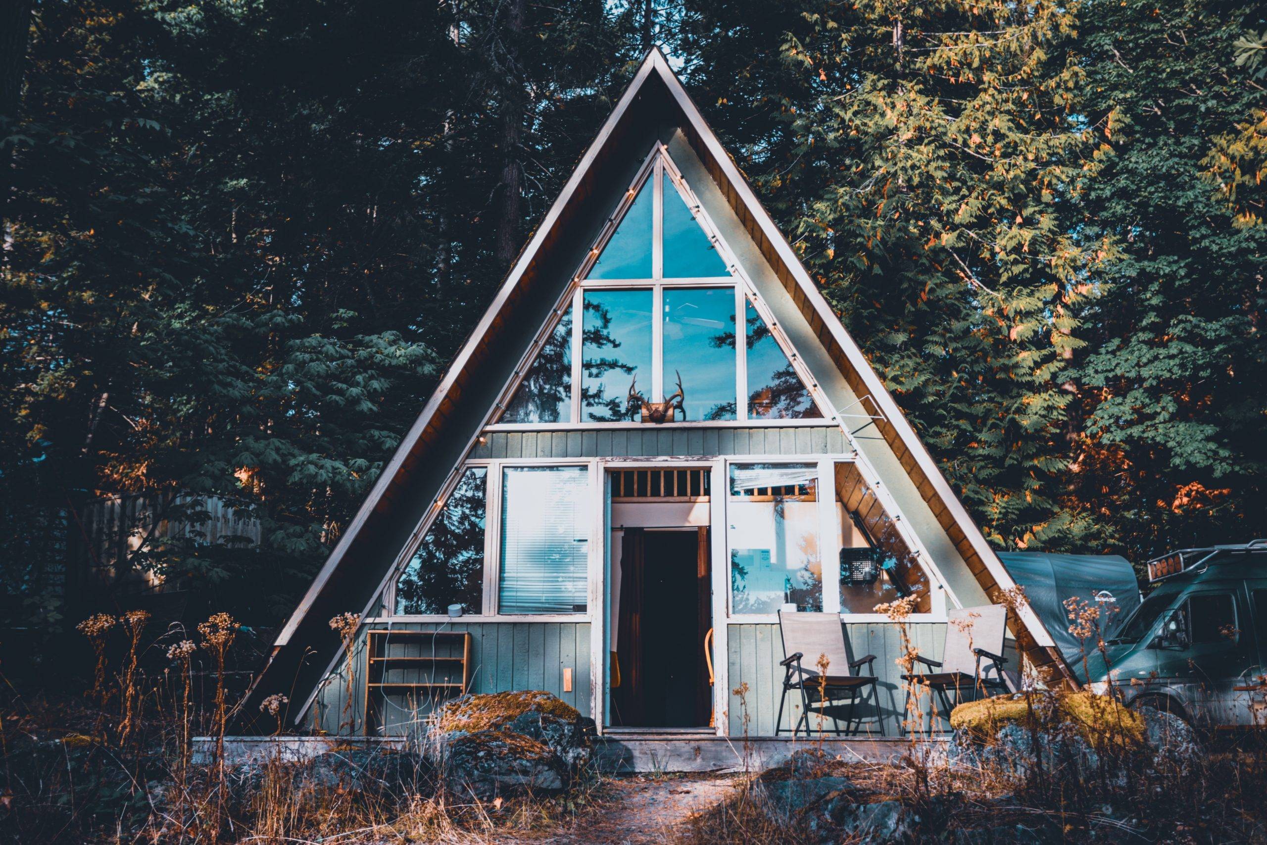 13 Best A-Frame House Kits In 2023 - Manmadediy