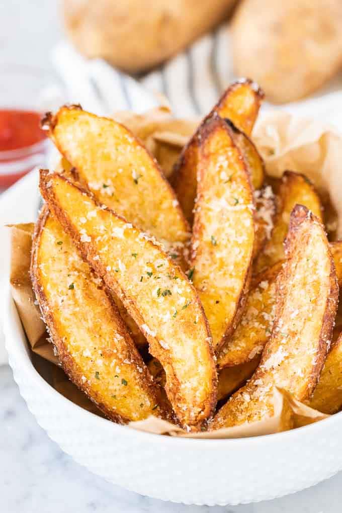 crispy potato wedge fries in bowl