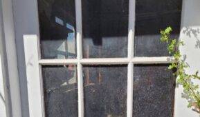 How to Glaze a Window [Easy DIY]