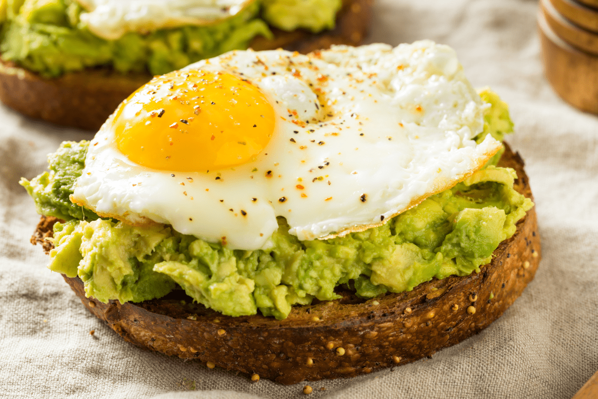 avocado toast with egg on top