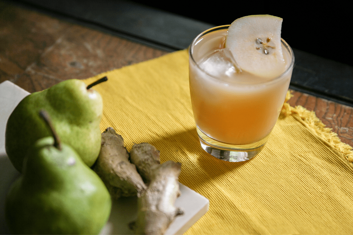 pear and ginger cocktail
