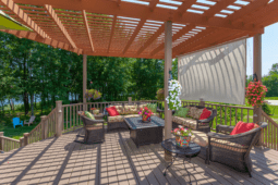 Crafting an Outdoor Oasis: How to Build a Pergola