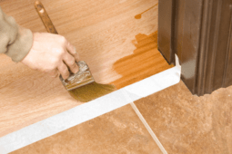 Polyurethane vs Polycrylic – Choosing the Right Finish for Your Wood Projects