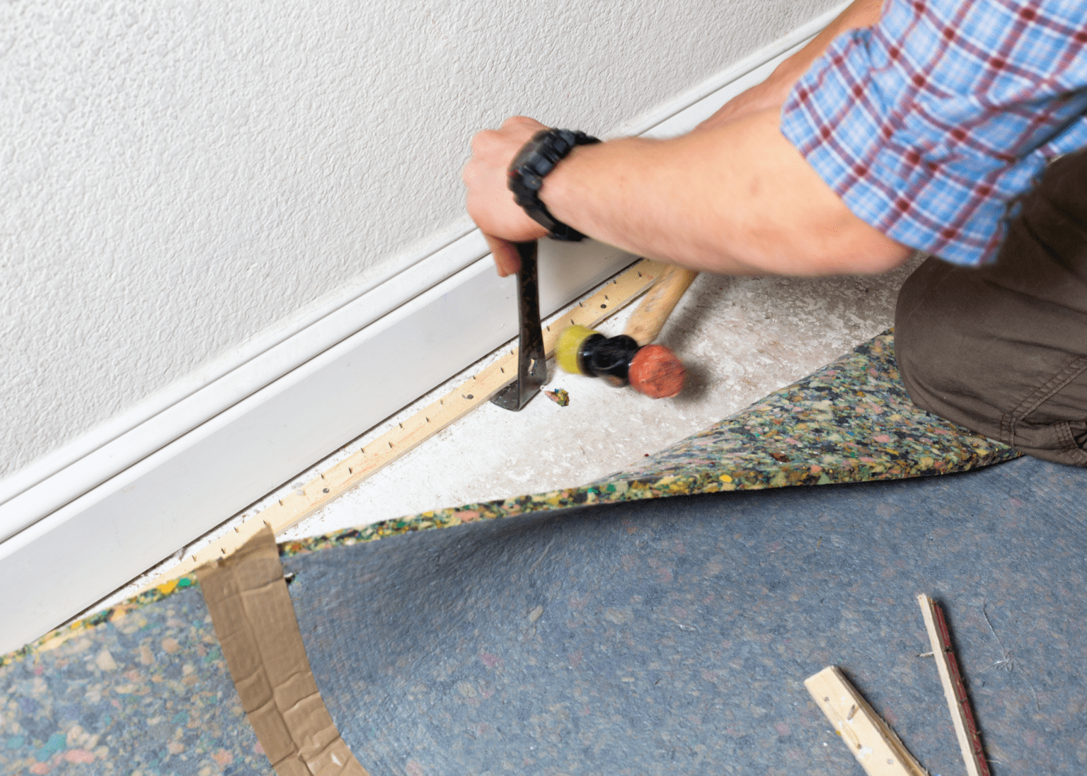 Step-by-Step Guide on How to Install Carpet in Your Home - ManMadeDIY