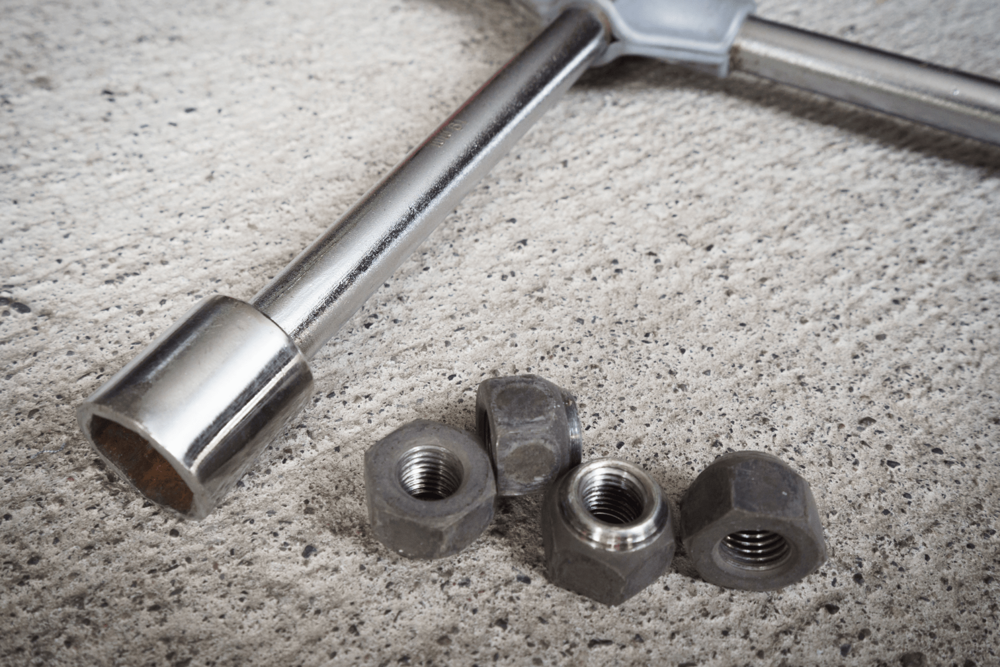 How to Easily Free Stuck Rusty Wheel Lug Nuts on Vehicles - ManMadeDIY