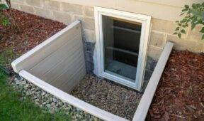 8 Home Security Mistakes That Are Putting You At Risk